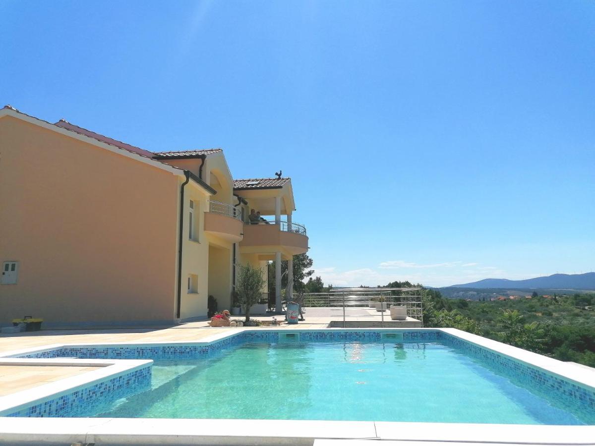 Villa Scolopax Rusticola Skradin With Heated Pool Exterior foto